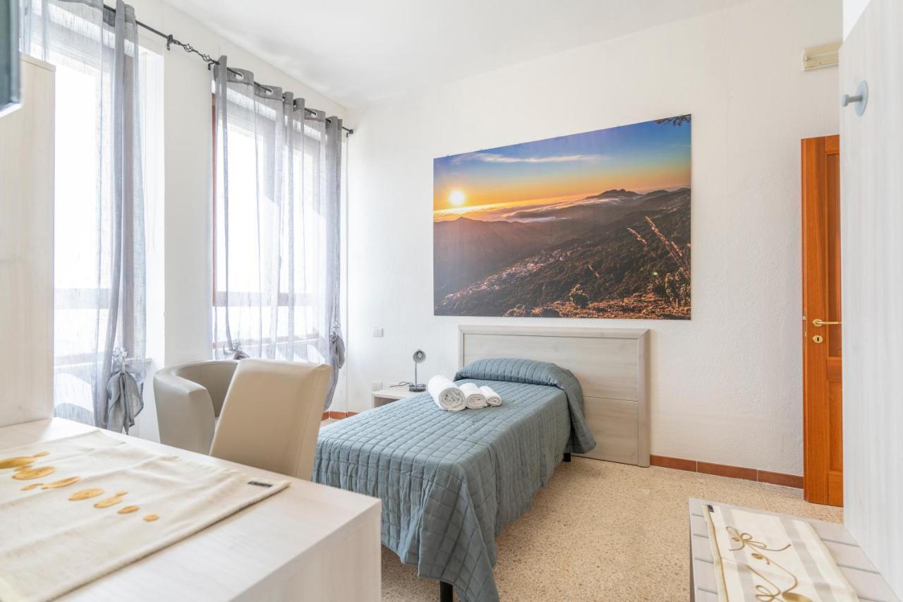 Hotel Dei Tacchi Osini Dış mekan fotoğraf
