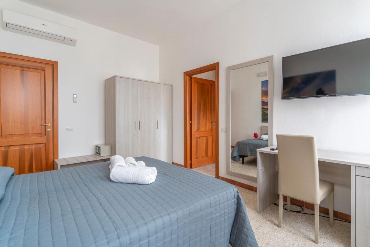 Hotel Dei Tacchi Osini Dış mekan fotoğraf